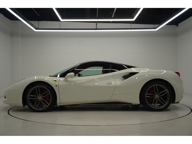 FERRARI 488GTB 2019 Image 31