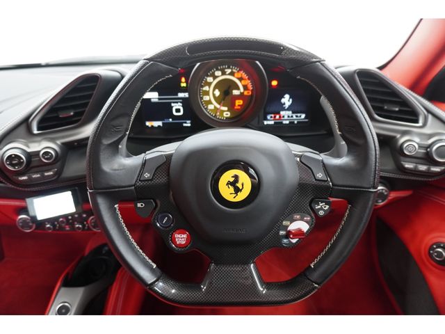 FERRARI 488GTB 2019 Image 31