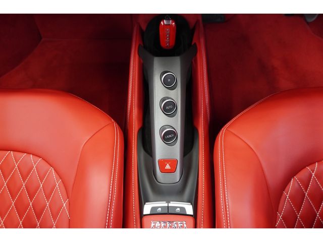 FERRARI 488GTB 2019 Image 31