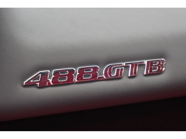 FERRARI 488GTB 2019 Image 31