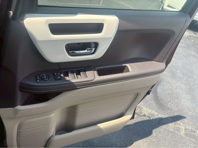 HONDA N BOX 4WD 2018 Image 31