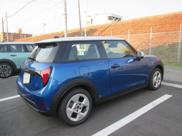 BMW MINI COOPER 2024 Image 31