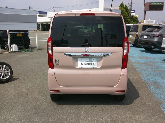 HONDA N BOX 2020 Image 31