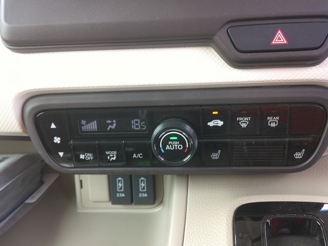 HONDA N BOX 2020 Image 31