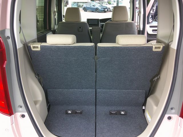 HONDA N BOX 2020 Image 31