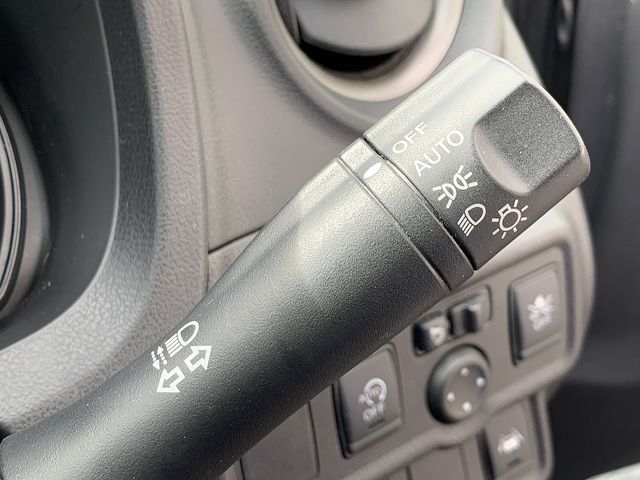 NISSAN NOTE 2018 Image 31