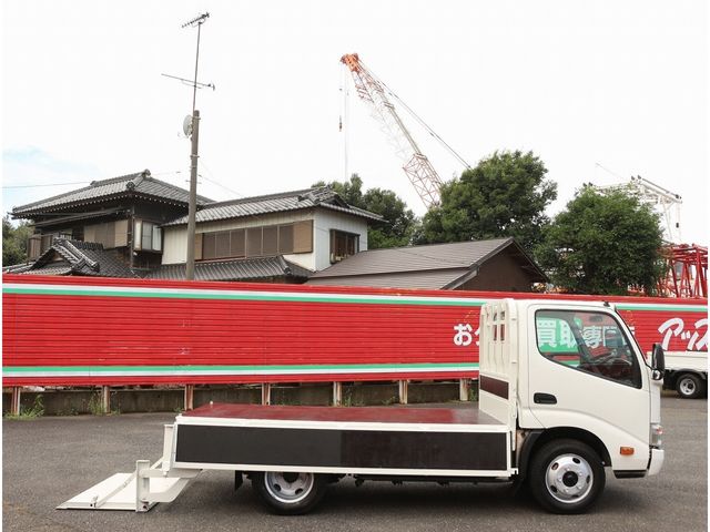 HINO DUTRO 2012 Image 31