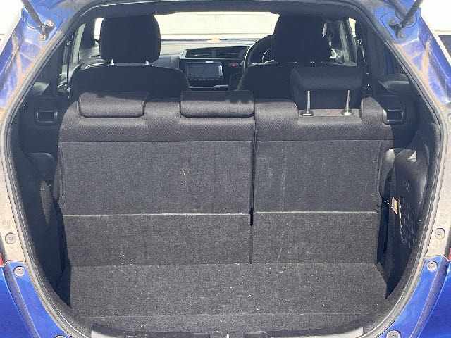 HONDA FIT HYBRID 2015 Image 31