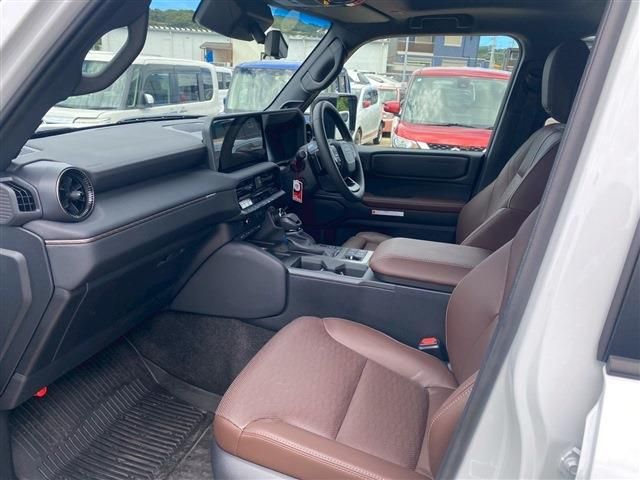 TOYOTA LANDCRUISER 250 2024 Image 31