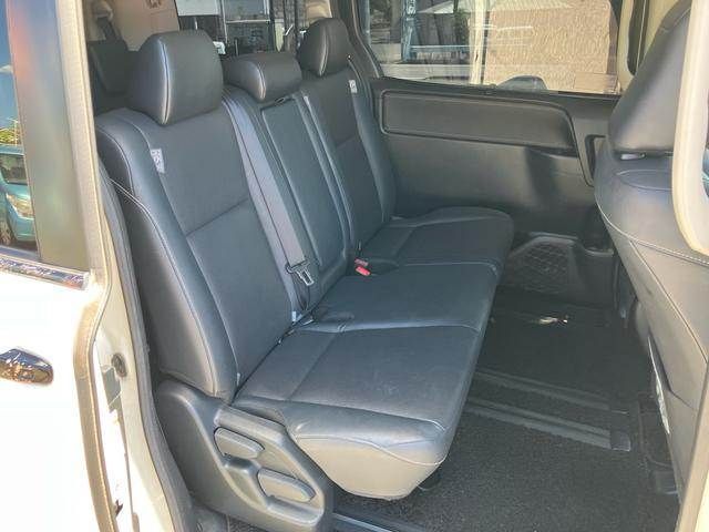 TOYOTA ESQUIRE 2015 Image 31