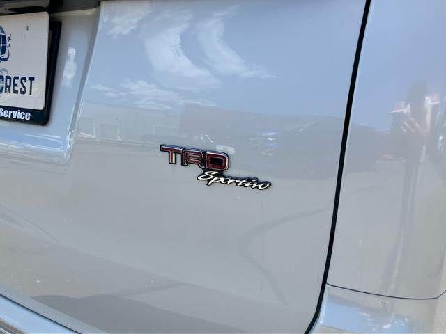 TOYOTA ESQUIRE 2015 Image 31