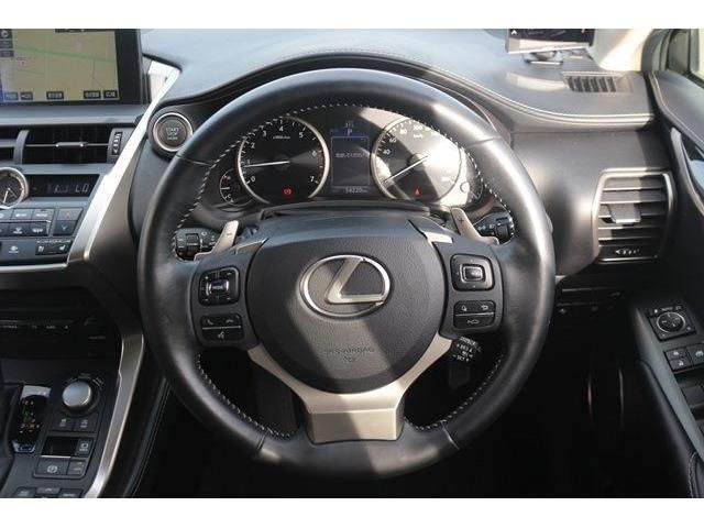 TOYOTA LEXUS NX200T 2014 Image 31