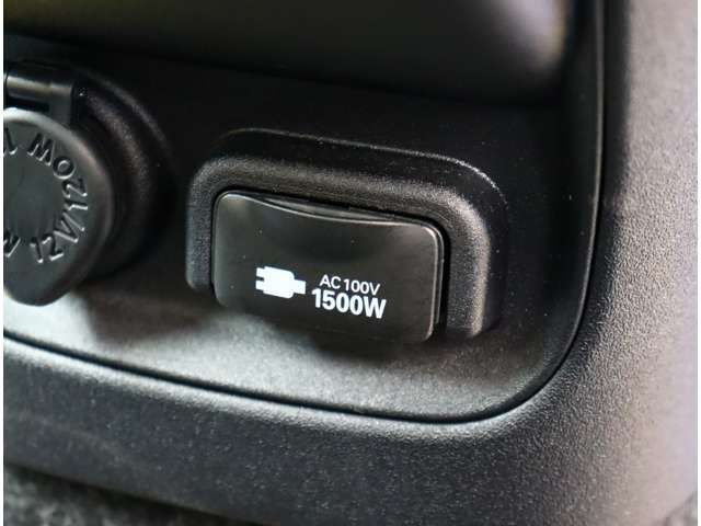 TOYOTA SIENTA HYBRID 2024 Image 31