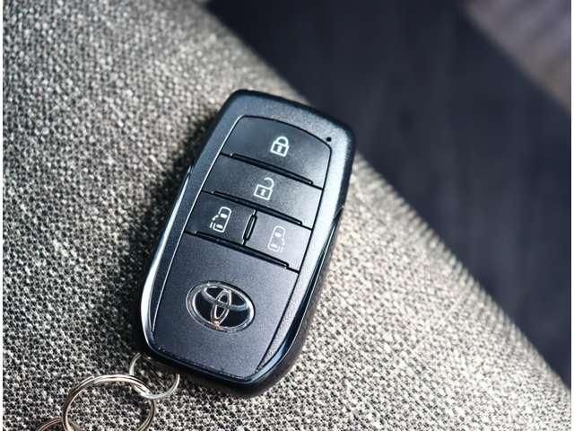 TOYOTA SIENTA HYBRID 2024 Image 31