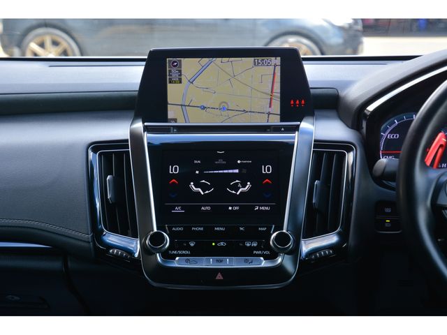 TOYOTA CROWN SEDAN HYBRID 2018 Image 31