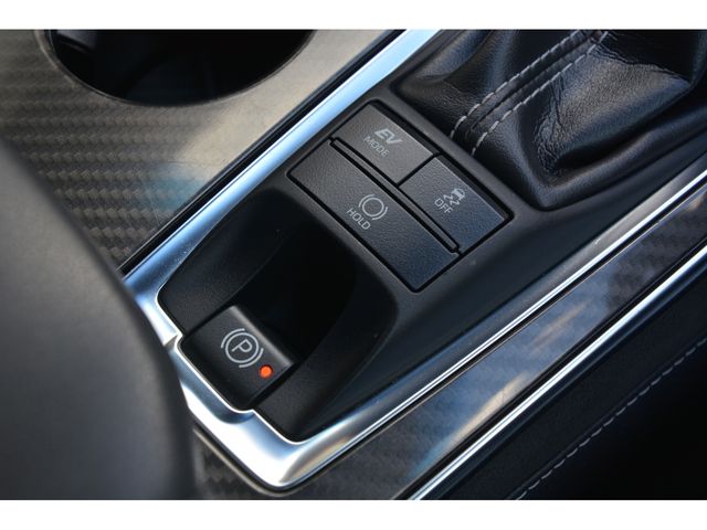 TOYOTA CROWN SEDAN HYBRID 2018 Image 31