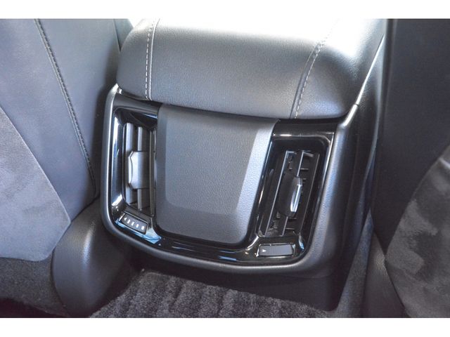 TOYOTA CROWN SEDAN HYBRID 2018 Image 31