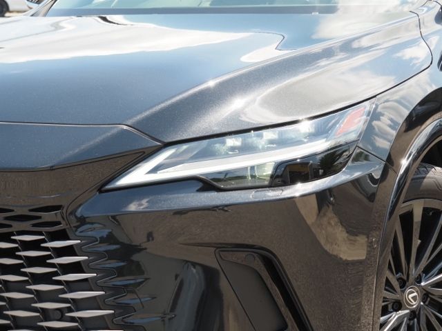 TOYOTA LEXUS RX450H+ 2023 Image 31