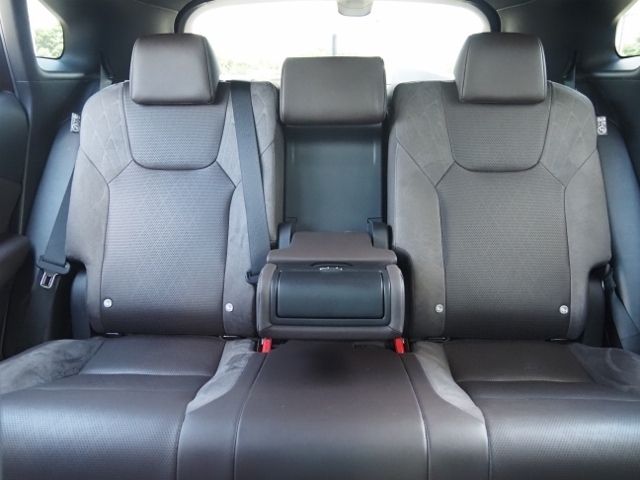 TOYOTA LEXUS RX450H+ 2023 Image 31