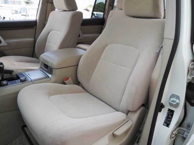 TOYOTA LANDCRUISER WAGON 2018 Image 31