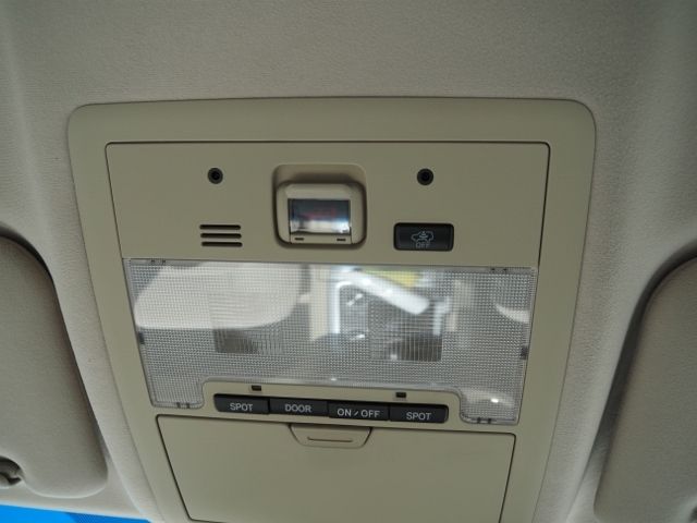 TOYOTA LANDCRUISER WAGON 2018 Image 31