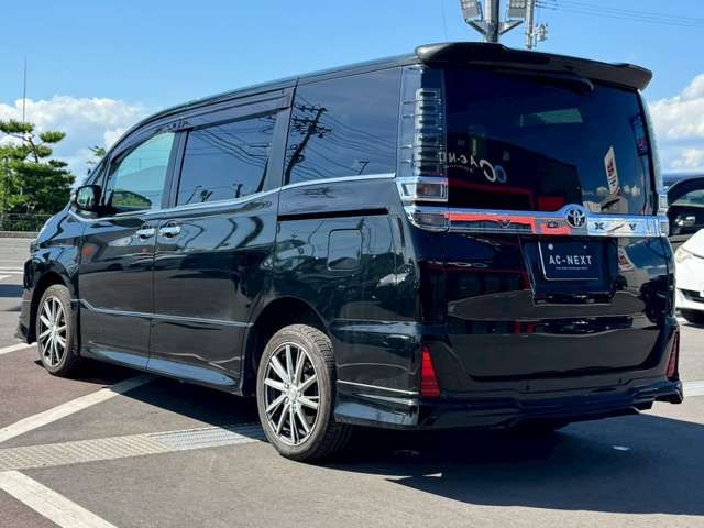 TOYOTA VOXY 4WD 2019 Image 31