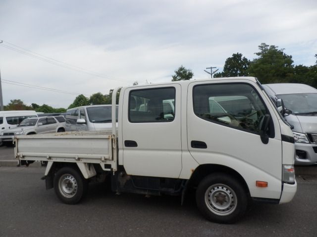 TOYOTA DYNA 2014 Image 31