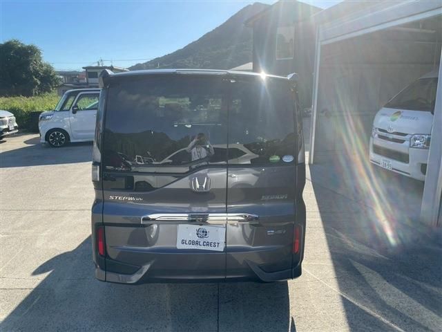 HONDA STEPWAGON SPADA HYBR 2021 Image 31