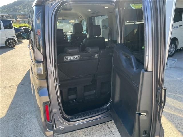 HONDA STEPWAGON SPADA HYBR 2021 Image 31