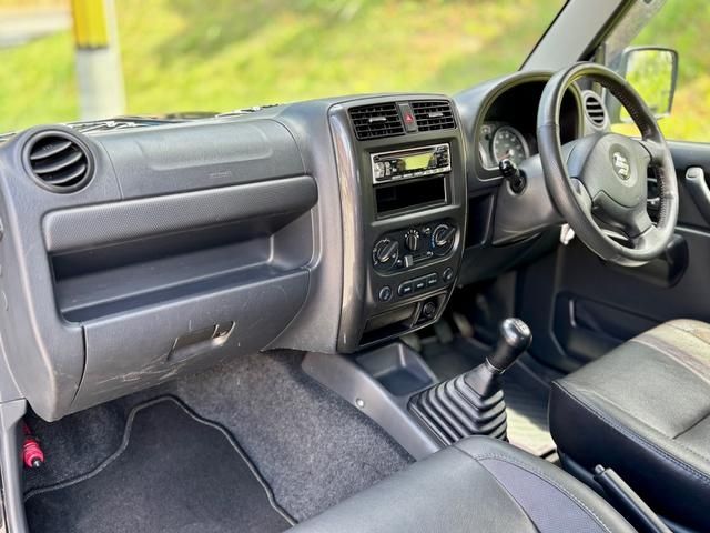 SUZUKI JIMNY 4WD 2011 Image 31