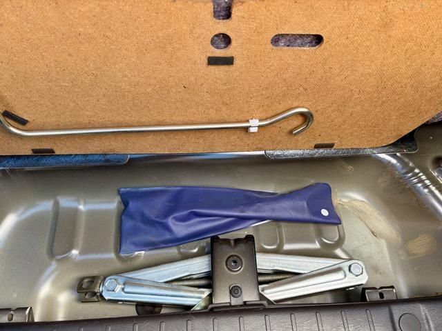 SUZUKI JIMNY 4WD 2011 Image 31