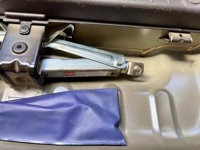 SUZUKI JIMNY 4WD 2011 Image 31