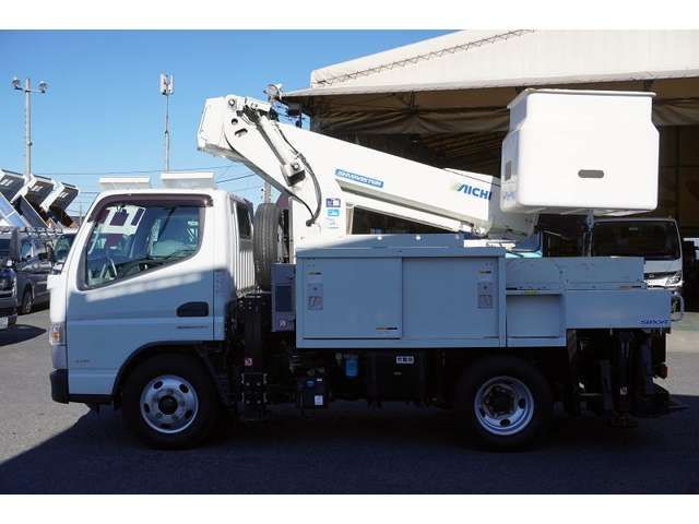 MITSUBISHI CANTER 2018 Image 31
