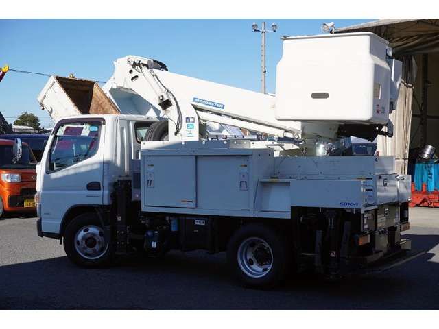 MITSUBISHI CANTER 2018 Image 31