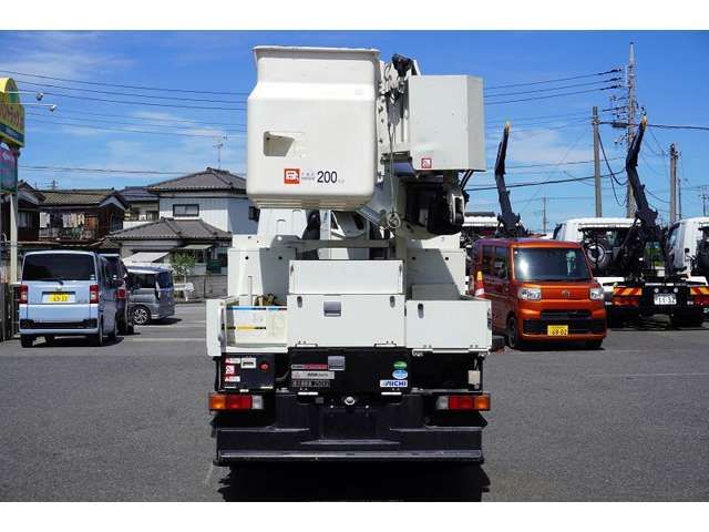 MITSUBISHI CANTER 2018 Image 31