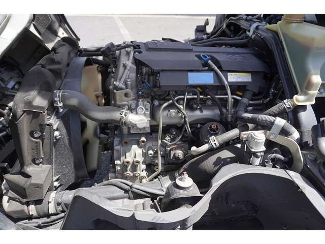 MITSUBISHI CANTER 2018 Image 31