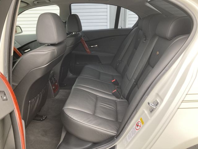 ALPINA B5 LIMOUSINE 2006 Image 31