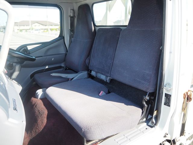 MITSUBISHI CANTER 2014 Image 31