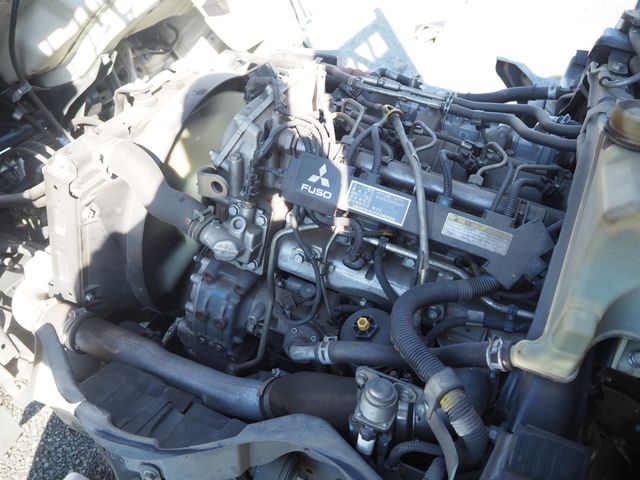 MITSUBISHI CANTER 2014 Image 31