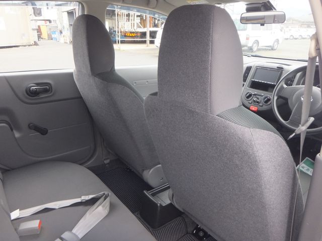 NISSAN NV150 AD 4WD 2019 Image 31