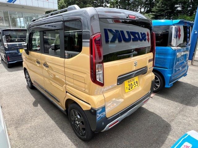SUZUKI SPACIA GEAR 4WD 2024 Image 31