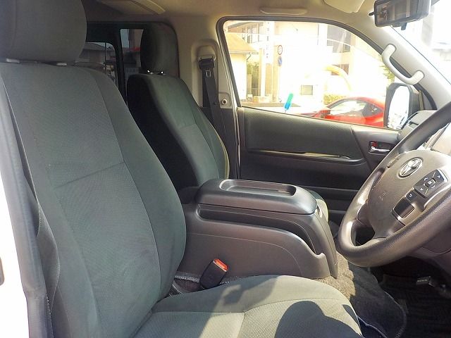 TOYOTA HIACE VAN 2WD 2021 Image 31