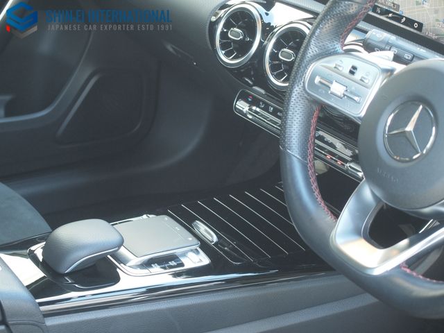 MERCEDES BENZ A CLAS 2019 Image 31