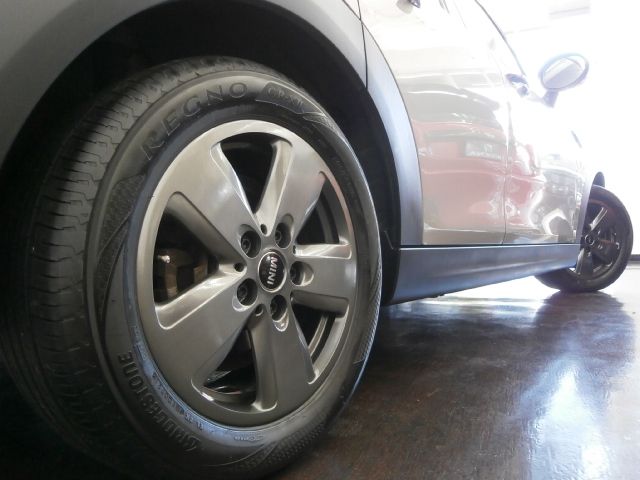 BMW MINI COOPER 5DOOR 2021 Image 31