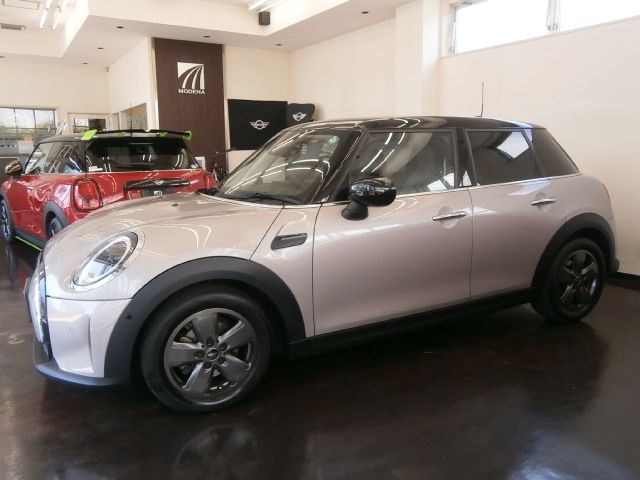 BMW MINI COOPER 5DOOR 2021 Image 31