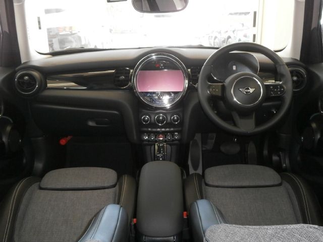 BMW MINI COOPER 5DOOR 2021 Image 31