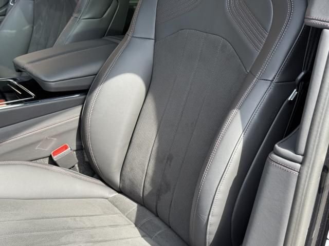 BENTLEY BENTLEY 2023 Image 31