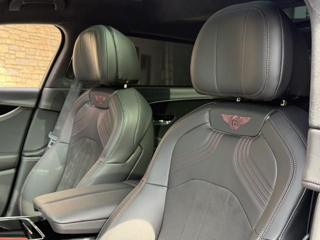 BENTLEY BENTLEY 2023 Image 31