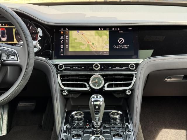 BENTLEY BENTLEY 2023 Image 31