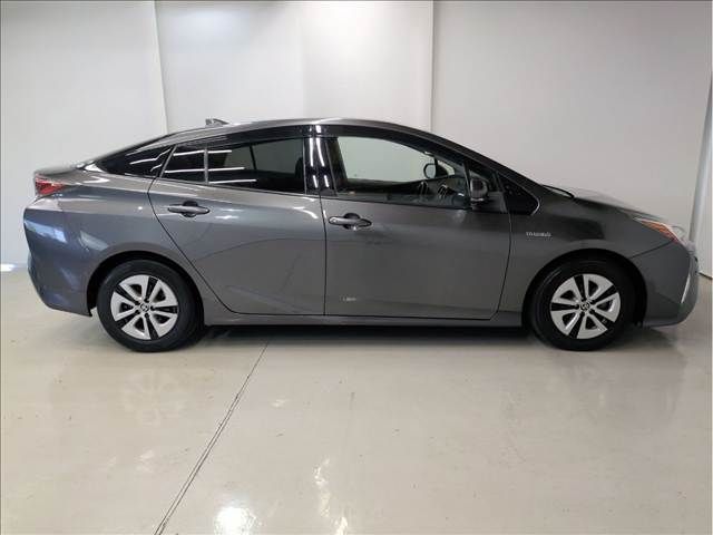 TOYOTA PRIUS 2016 Image 31